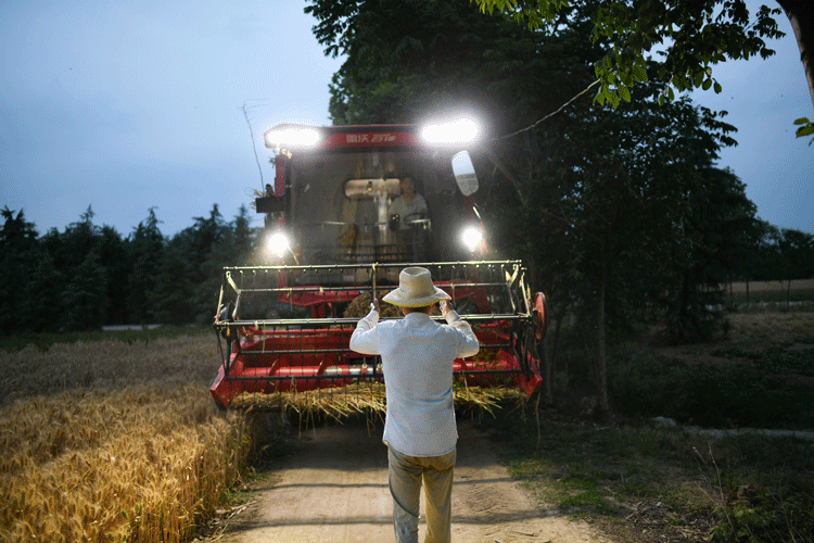 60bbe6d85f944e229476f7bb0cda6020