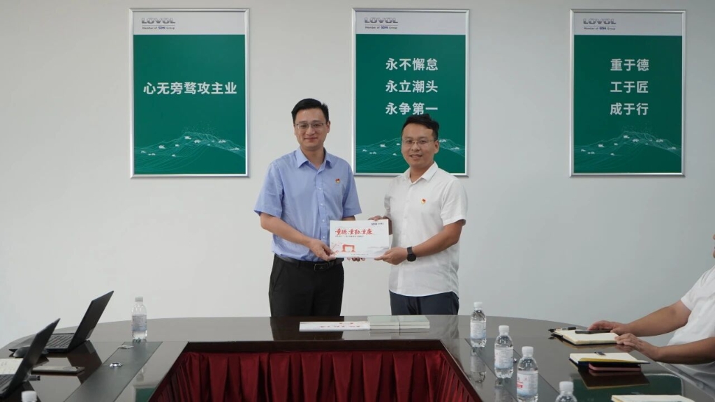 fdf2f5bb7b1d4d4f8c6e50ada075127c