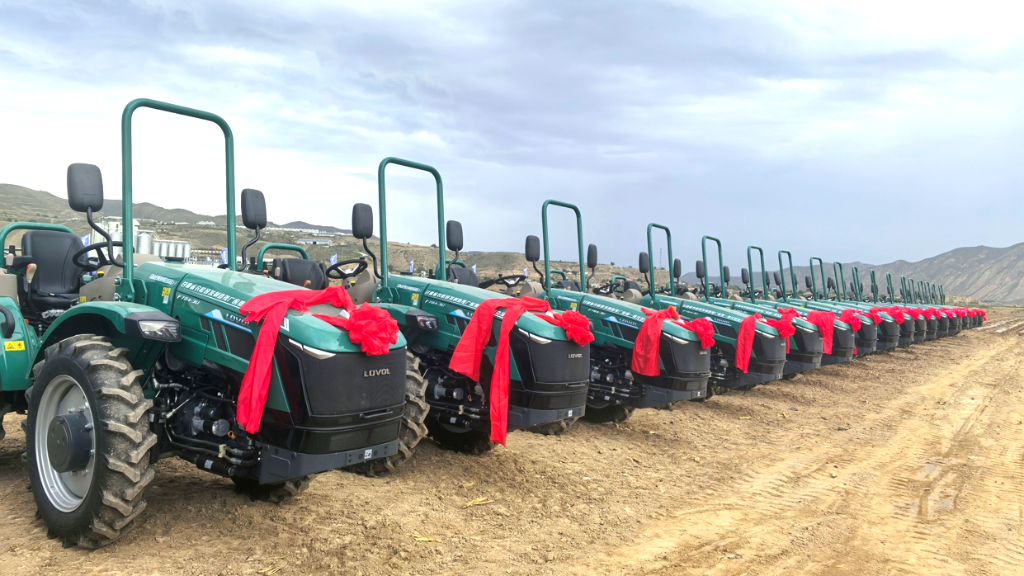 38ad1305156d44b0936a446678a09a49